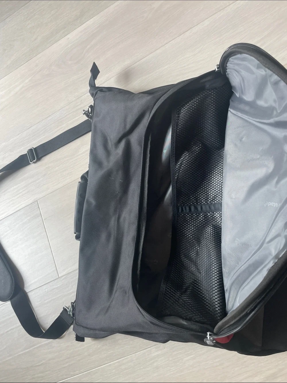 TaylorMade Black, Gray and Red Messenger Bag with Shoulder Strap